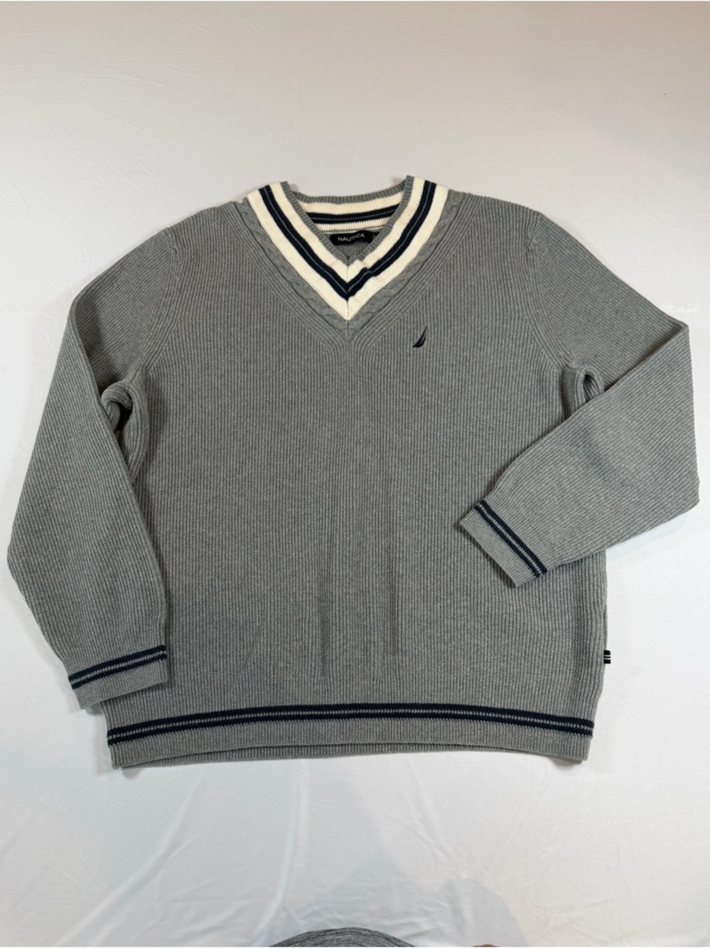 Nautica Gray V-Neck Sweater with Cream and Navy Trim X-Large